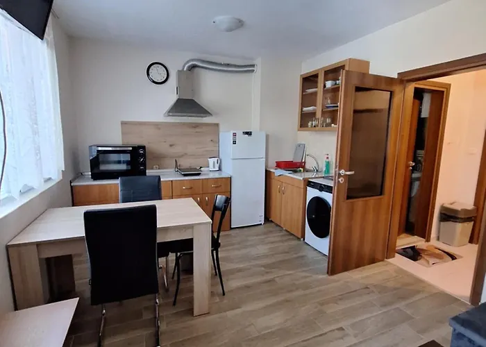 Апартамент бобс 1 Китен